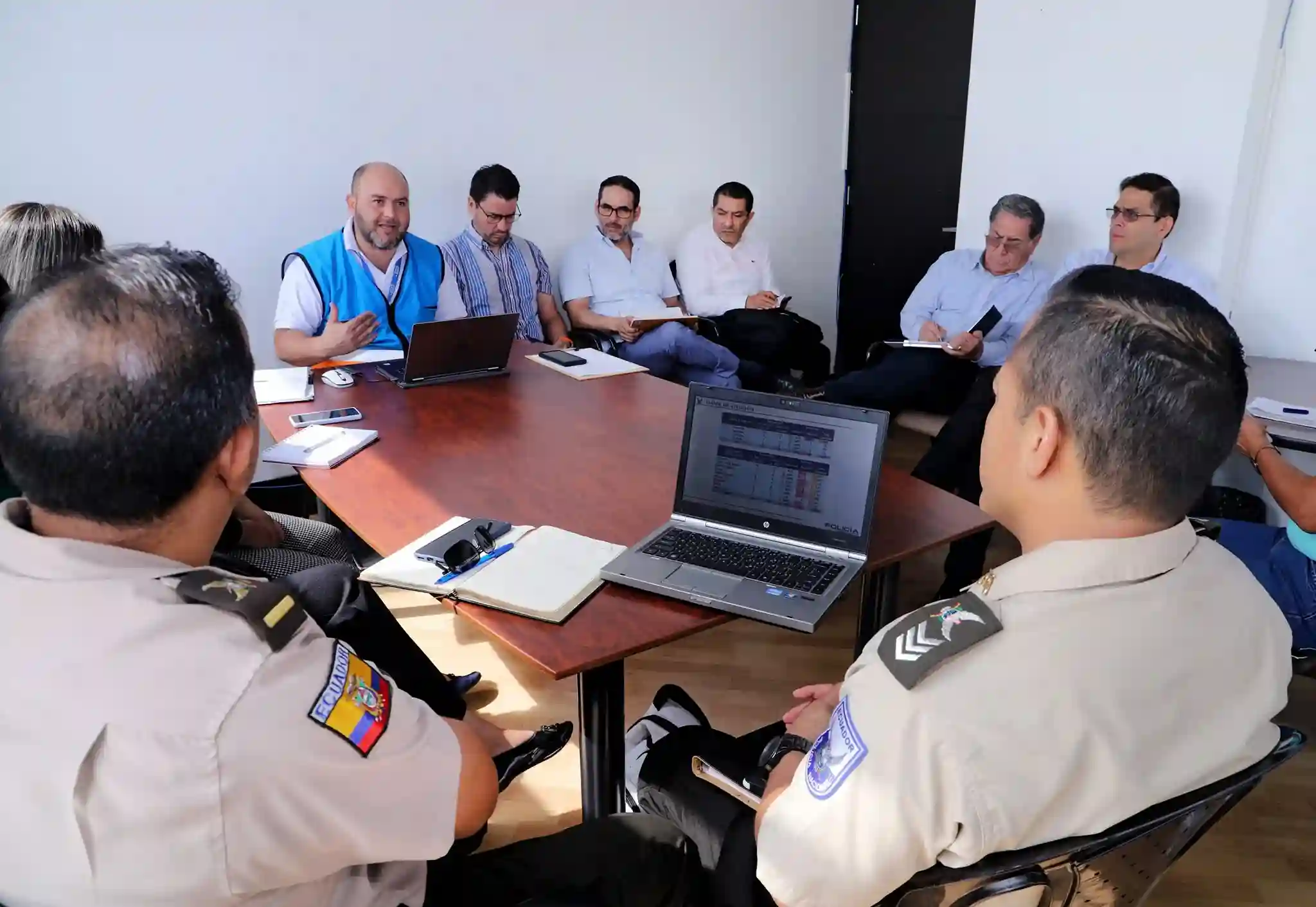 Prefectura del Guayas impulsa 24 horas de seguridad vial en peajes concesionados