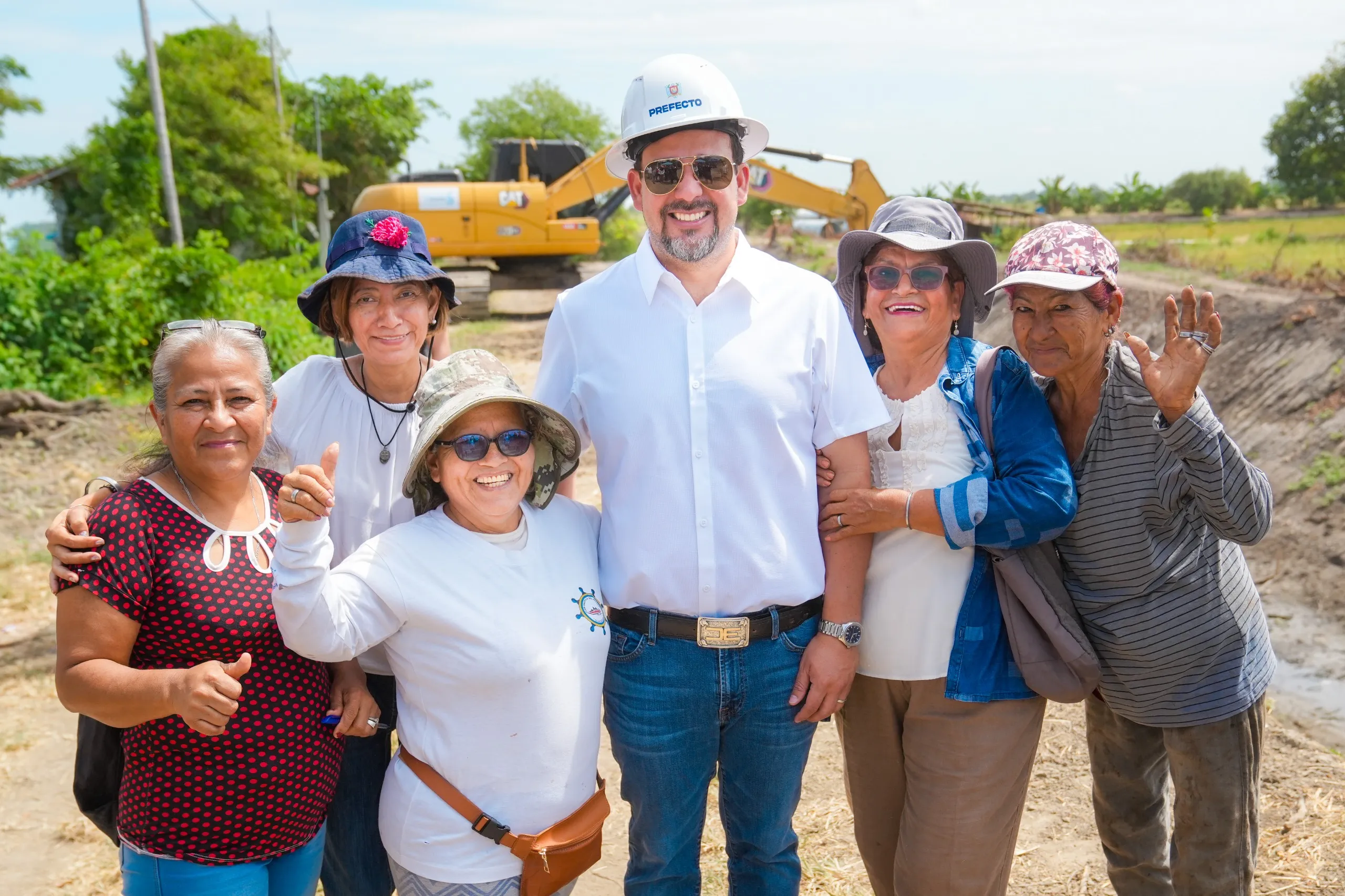 Prefectura del Guayas avanza en obras de drenaje ante alerta naranja por El Niño