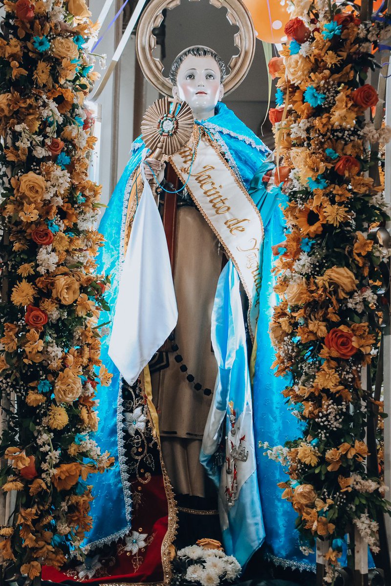 Culmina novena en la Catedral de San Jacinto con cientos de fieles