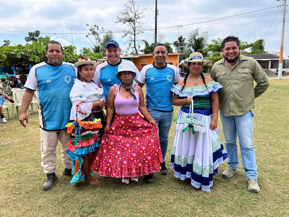 Junta de Fátima inicia semana con saludo a los vecinos de Yaguachi