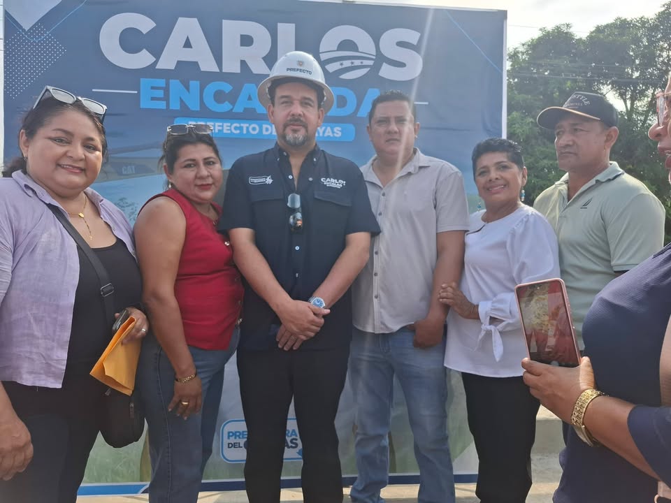 Entregan puente peatonal Cone-Chobo para mejorar seguridad y movilidad en Yaguachi Viejo