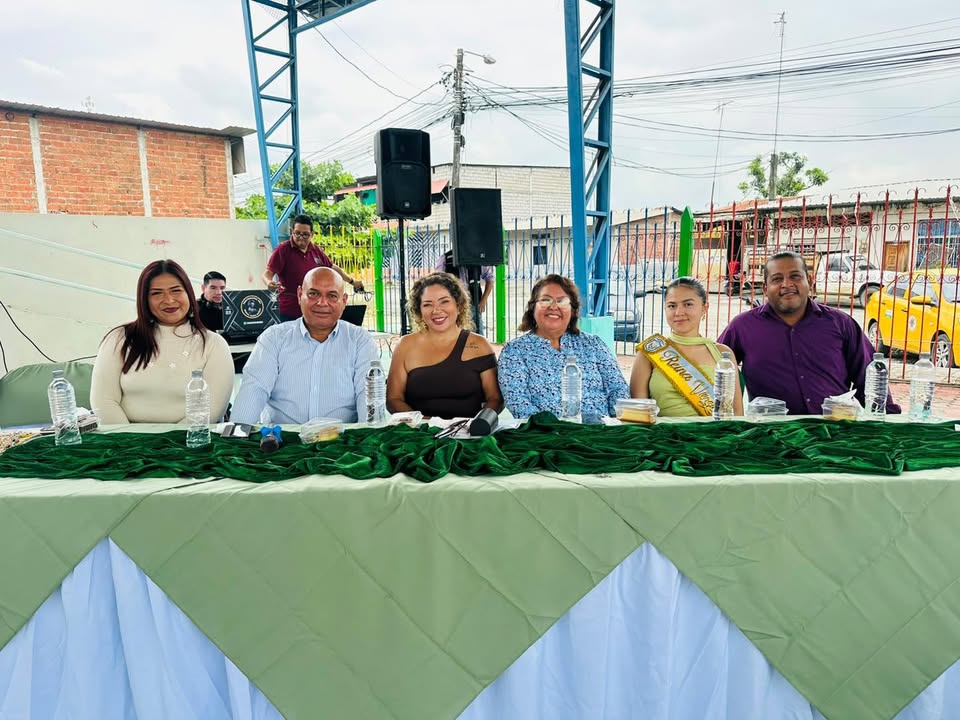 Vilma Mantuano es elegida reina del proyecto Senderos de Vida en Virgen de Fátima